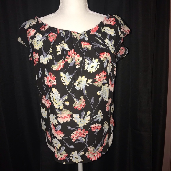 🔶NWT Lauren Conrad Pleat Neck Top - Picture 1 of 4